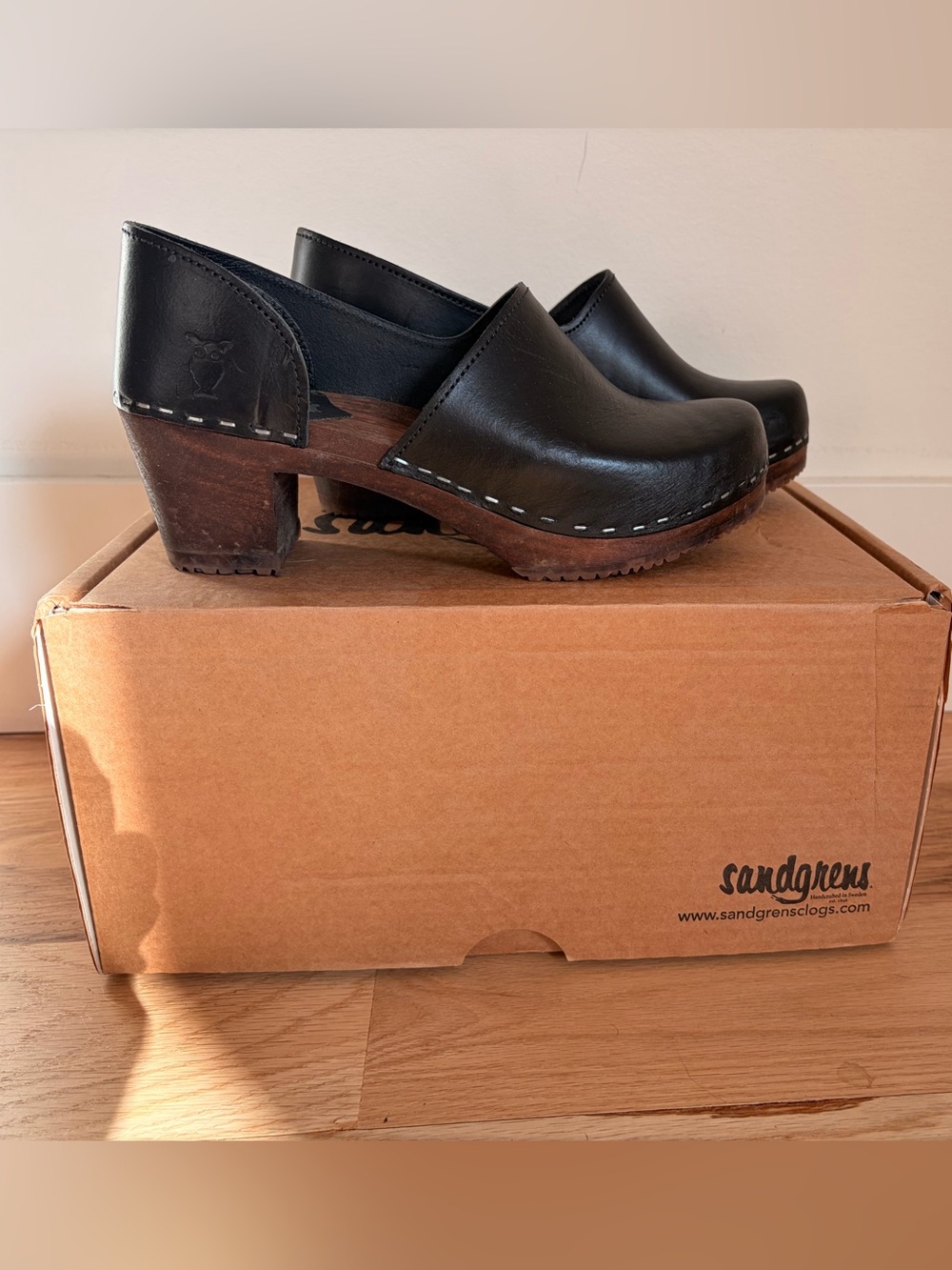 Sandgrens Black Leather Clogs with Wooden Heel for Women